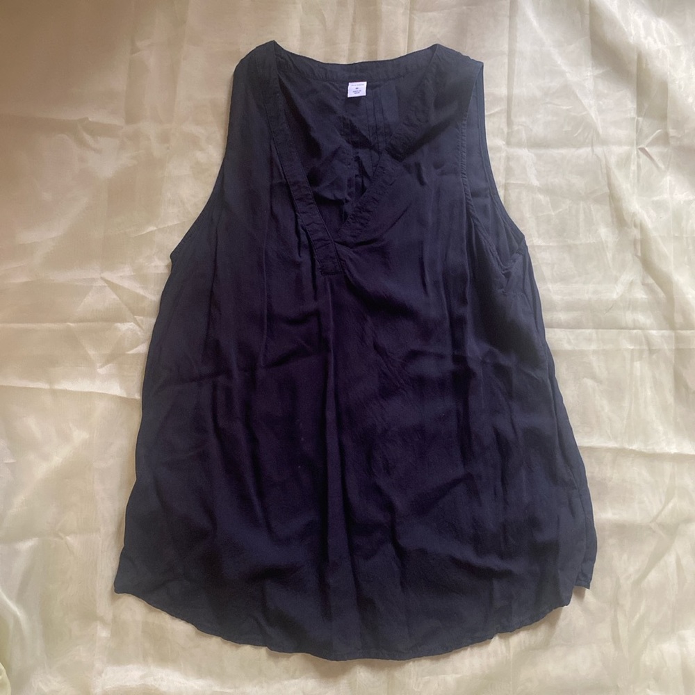 old navy tank top